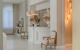 Hotel Capri (Adults Only)