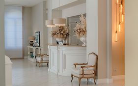 Hotel Capri (Adults Only)